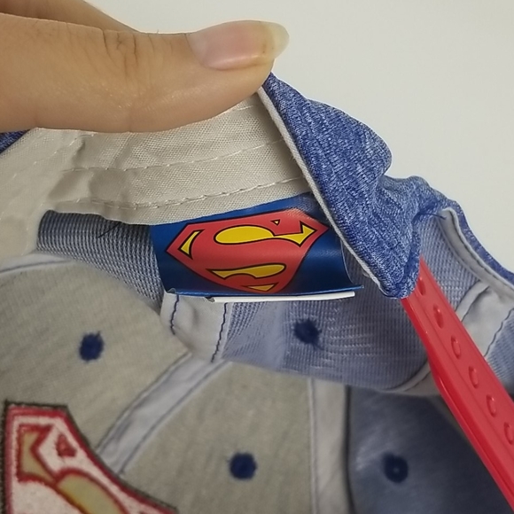 Men's Superman adjustable Hat - Picture 5 of 5